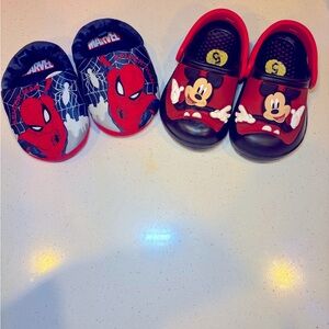 Slipper/Crocs combo Size: 5-6